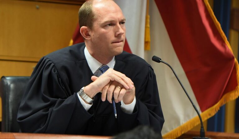 Juez otorga 14 días para nombrar nuevo fiscal en el