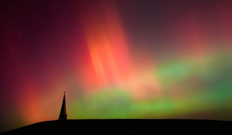 Tormentas solares intensas podrían iluminar el cielo terrestre