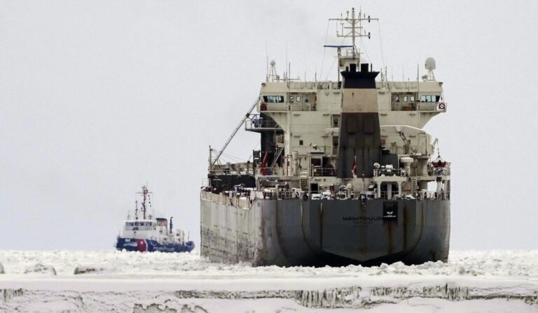 Vigilante del Congreso cuestiona el nuevo programa de cortadoras de