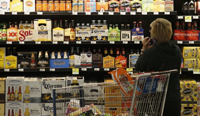 Tiendas de Maryland renuevan su esfuerzo por vender cerveza y