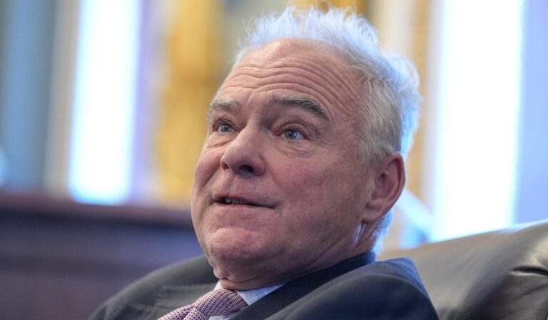 Senado evalúa restricciones a los poderes bélicos de Trump tras la incursión en Venezuela